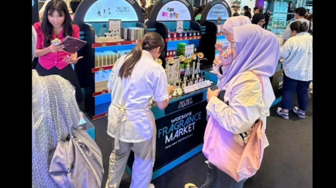Watsons Fragrance Market di Blok M Plaza Watsons Fragrance Market di Blok M Plaza dengan free sample, treasure hunt, dan extra voucher