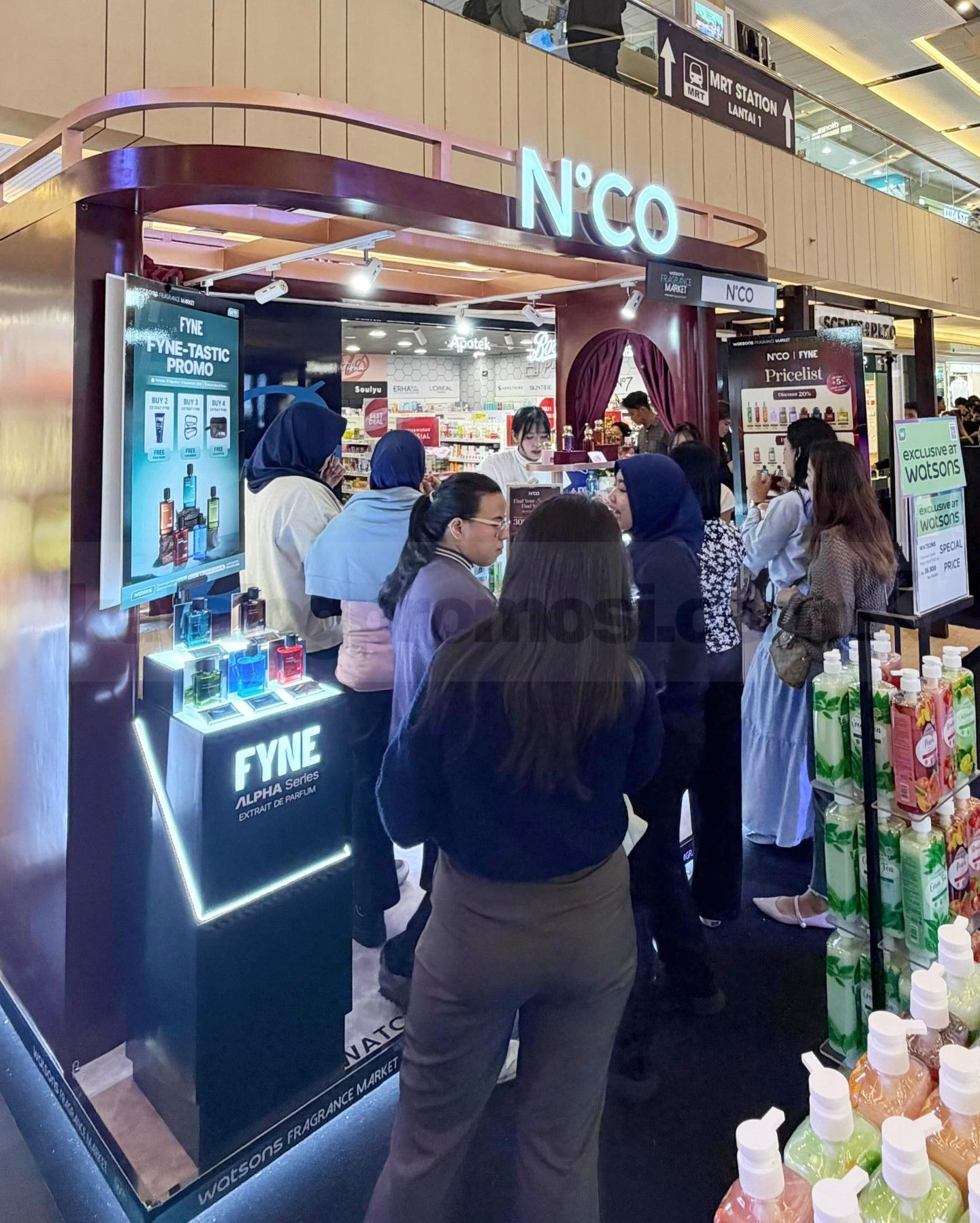 Watsons Fragrance Market di Blok M Plaza Watsons Fragrance Market di Blok M Plaza 4